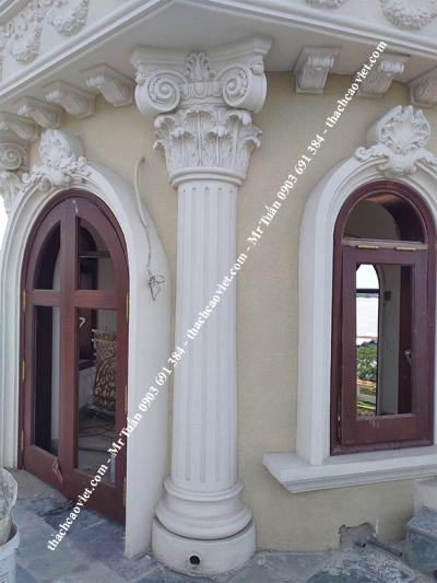 Đầu Cột Cổ Điển
