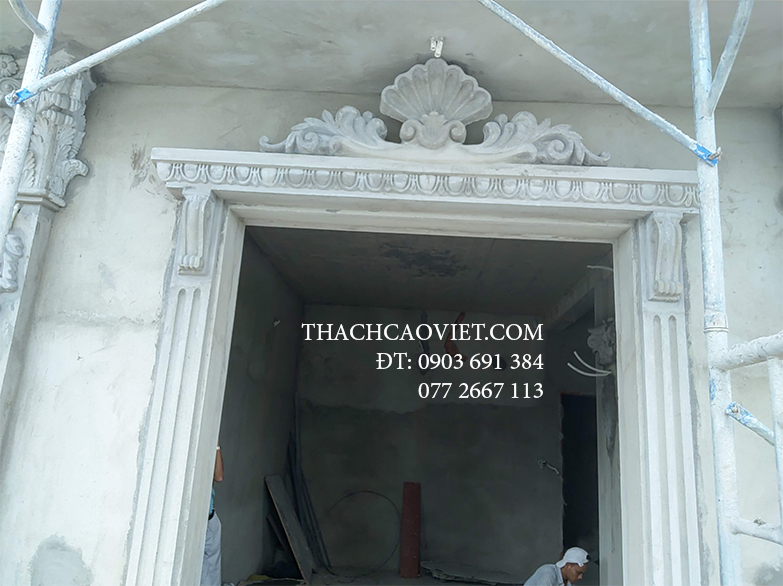Điêu Khắc Cửa Tân Cổ Điển