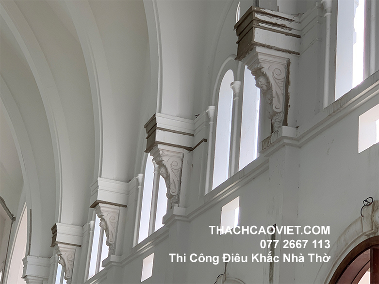 thi công console thiên thần nhà thờ