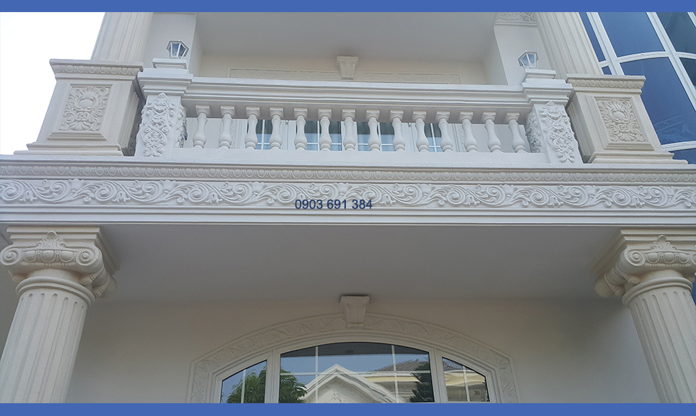 mặt tiền cổ điển nhà anh Việt Quận 2
