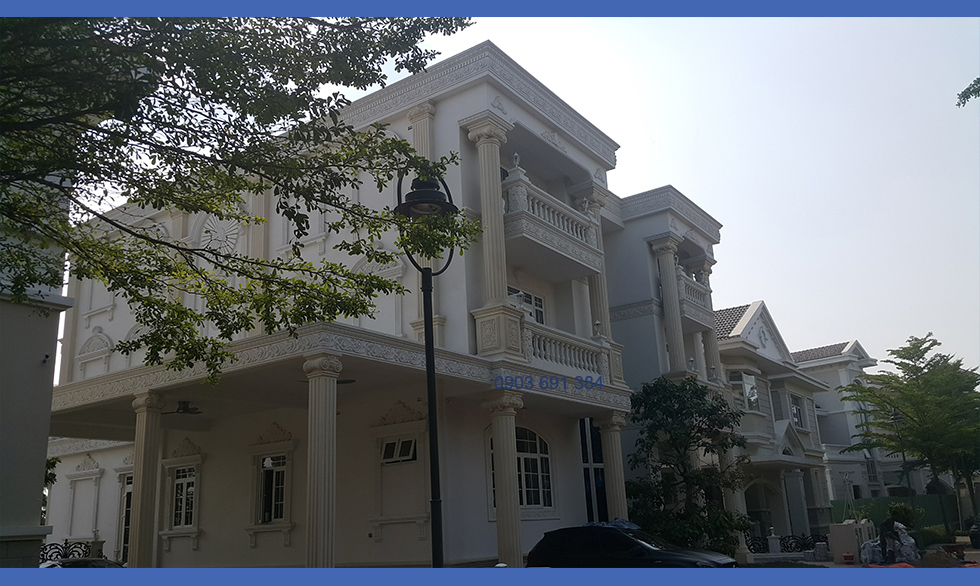 mặt tiền cổ điển nhà anh Việt Quận 2