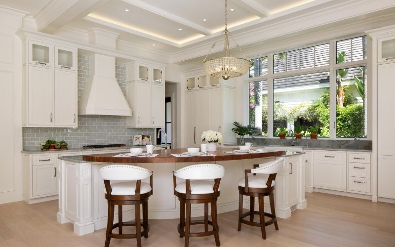 mẫu trần thạch cao phòng bếp đẹp và ấm cúng