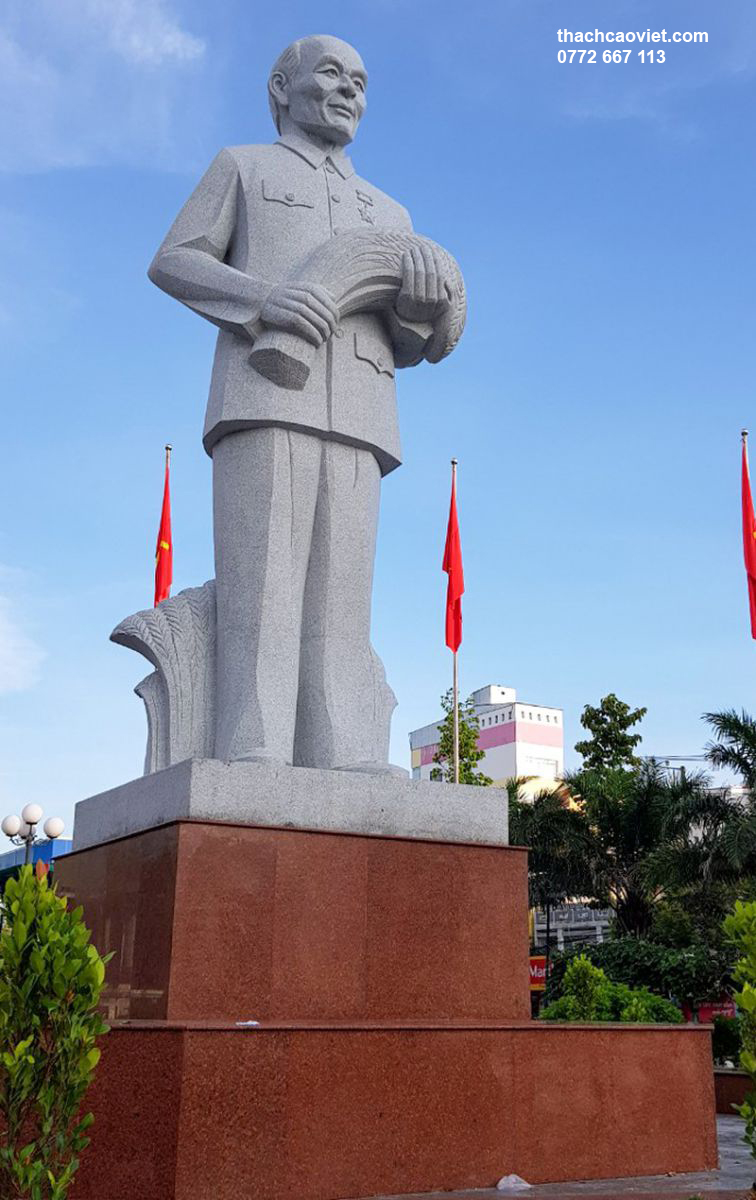 tượng điêu khắc phổ biến